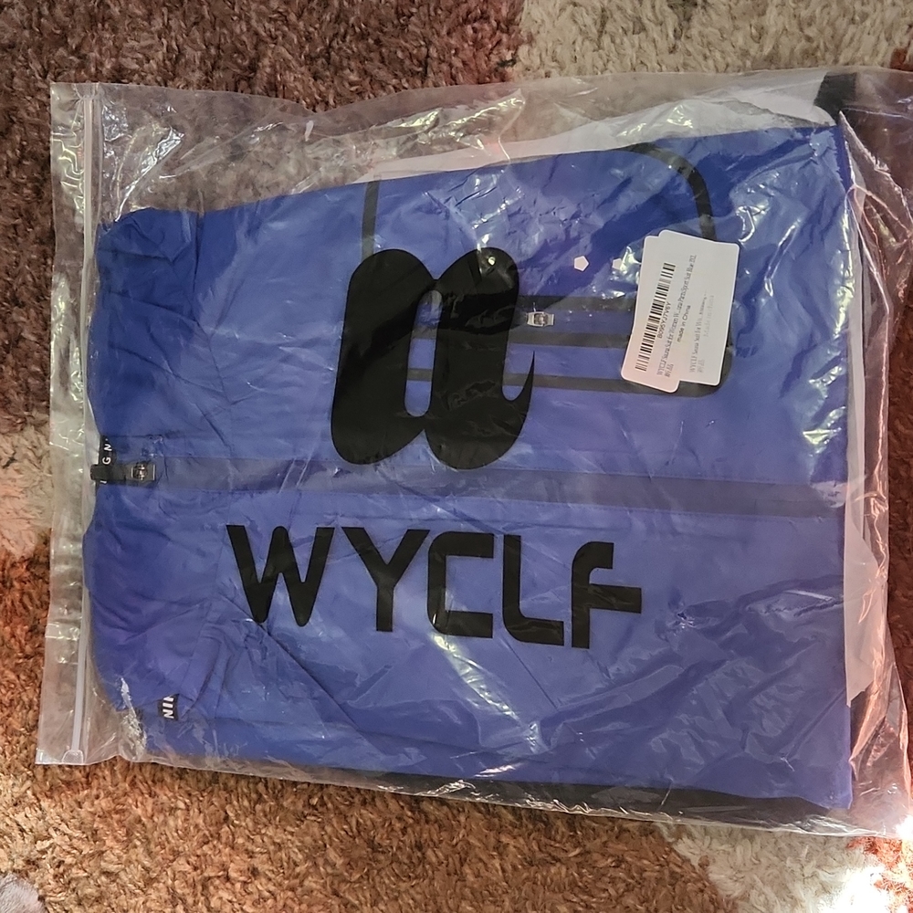 Women's sauna suit, size 3x, only opened to take Pic. Blue
